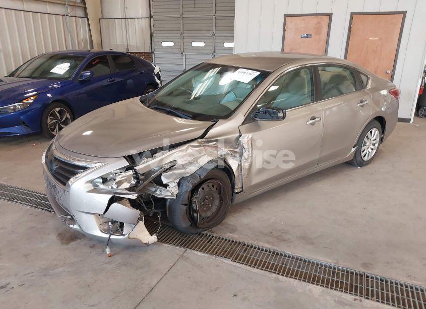 Photo 2 of 2013 Nissan Altima 2.5 S (VIN 1N4AL3AP1DN506296)