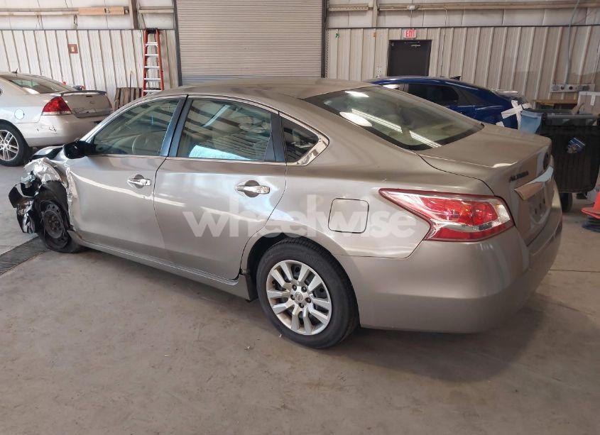 Photo 3 of 2013 Nissan Altima 2.5 S (VIN 1N4AL3AP1DN506296)