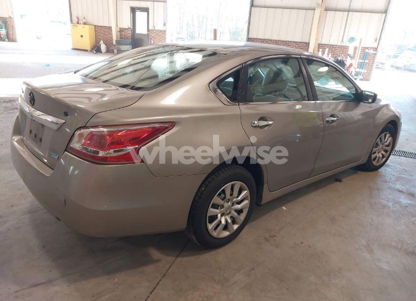 Photo 4 of 2013 Nissan Altima 2.5 S (VIN 1N4AL3AP1DN506296)