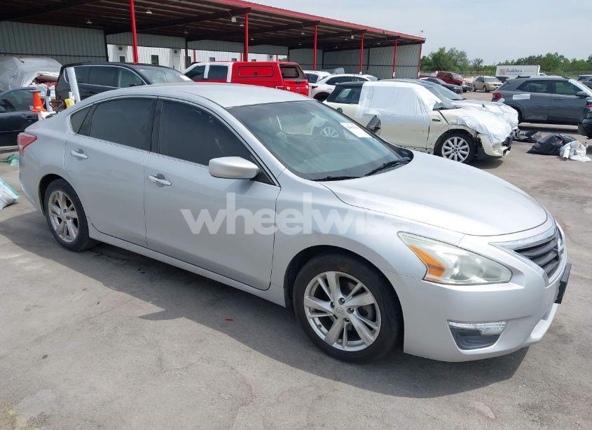 2013 Nissan Altima 2.5 SV (VIN 1N4AL3AP1DN508680) main photo