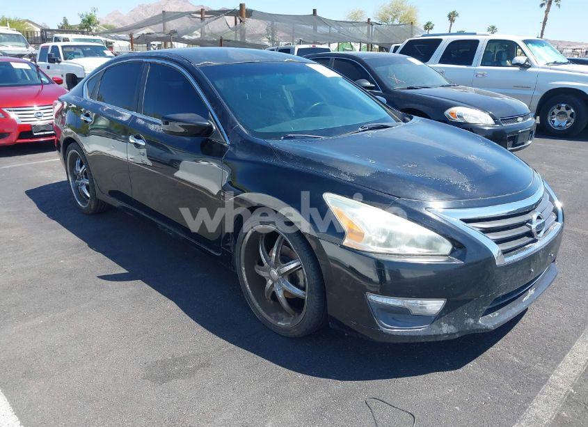 2013 Nissan Altima 2.5 SV (VIN 1N4AL3AP1DN528766) main photo