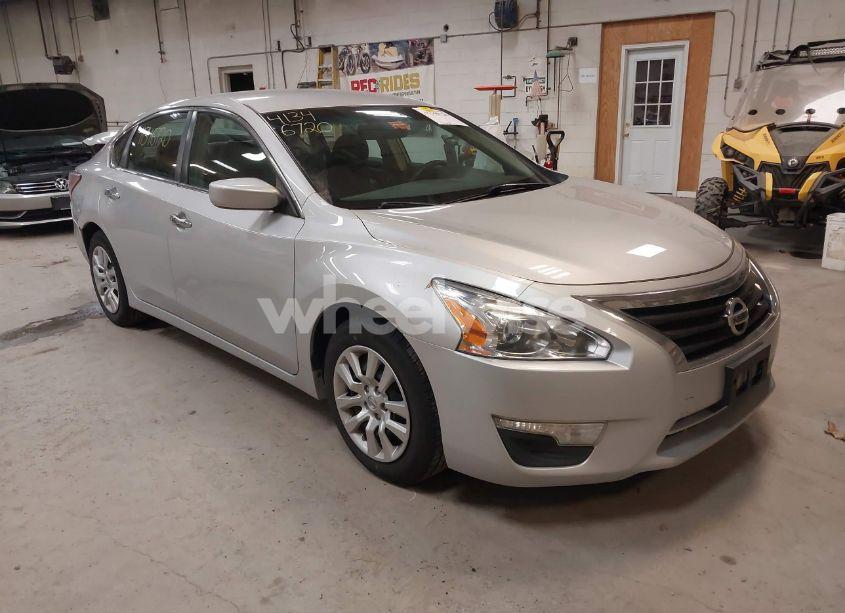 2013 Nissan Altima 2.5 S (VIN 1N4AL3AP1DN530033) main photo