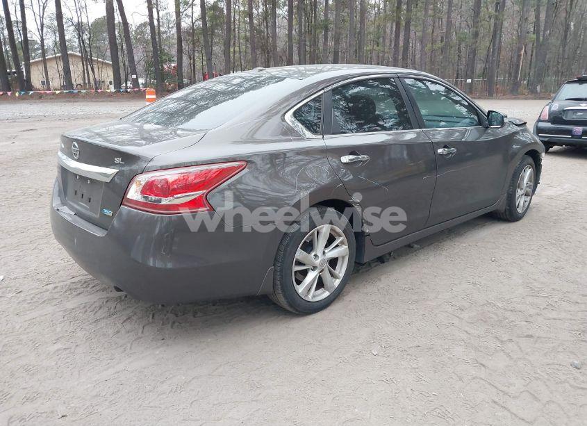 Photo 4 of 2013 Nissan Altima 2.5 SL (VIN 1N4AL3AP1DN545759)