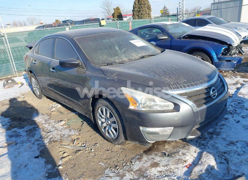 2013 Nissan Altima 2.5 S (VIN 1N4AL3AP1DN550329) main photo