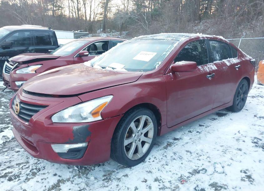 Photo 2 of 2013 Nissan Altima 2.5 S (VIN 1N4AL3AP1DN558429)