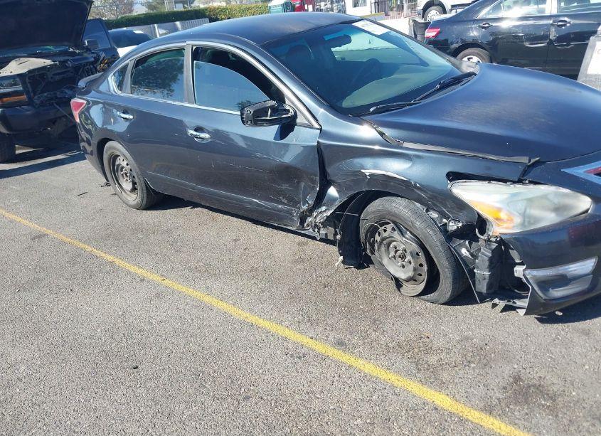 Photo 6 of 2013 Nissan Altima 2.5 S (VIN 1N4AL3AP1DN577210)