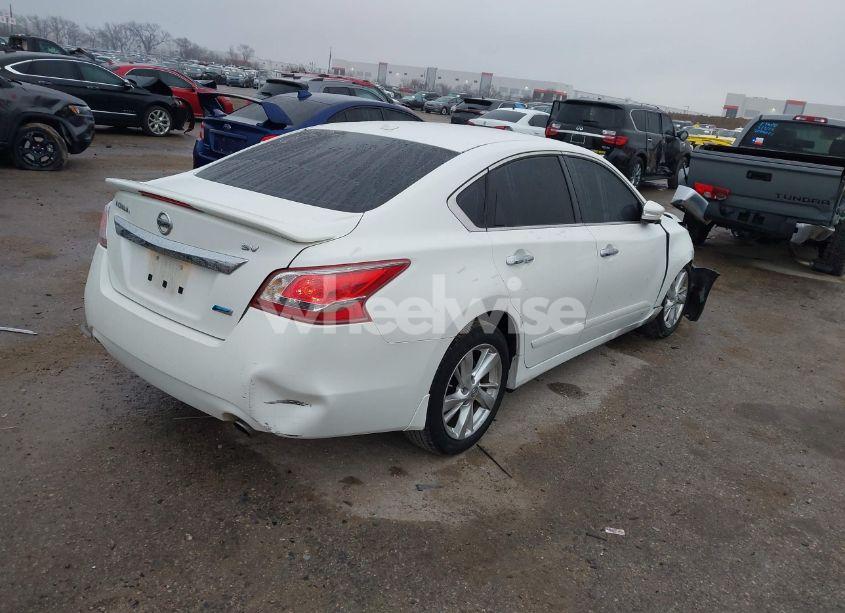 Photo 4 of 2013 Nissan Altima 2.5 SV (VIN 1N4AL3AP1DN587087)