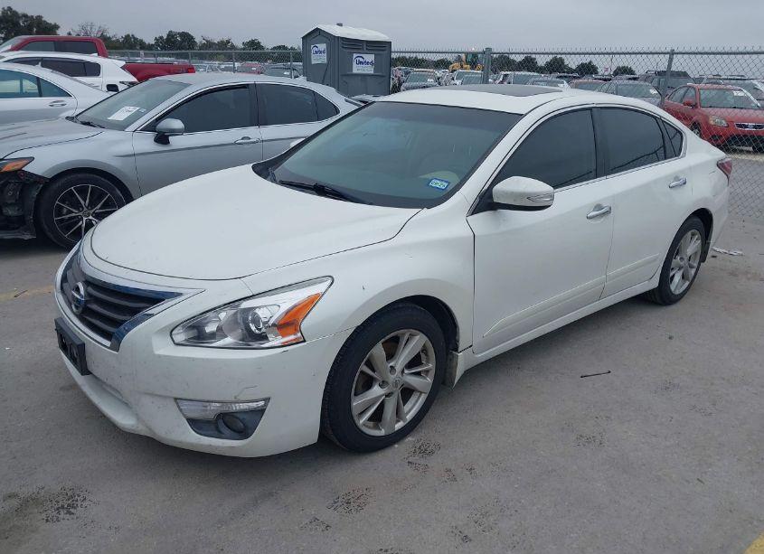 Photo 2 of 2014 Nissan Altima 2.5 SL (VIN 1N4AL3AP1EC106316)