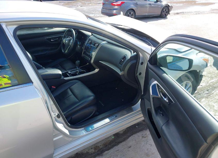 Photo 5 of 2014 Nissan Altima 2.5 S (VIN 1N4AL3AP1EC108289)