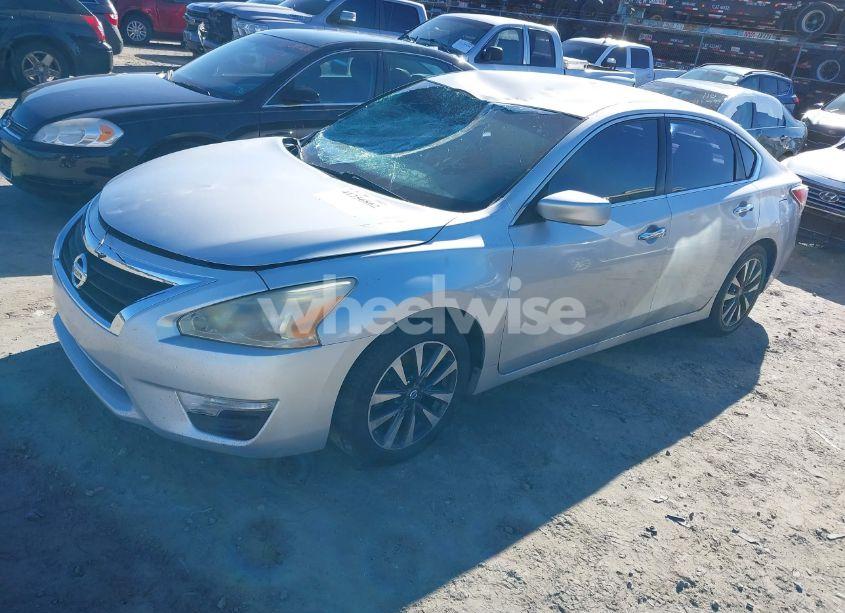 Photo 2 of 2014 Nissan Altima 2.5 S (VIN 1N4AL3AP1EC133158)