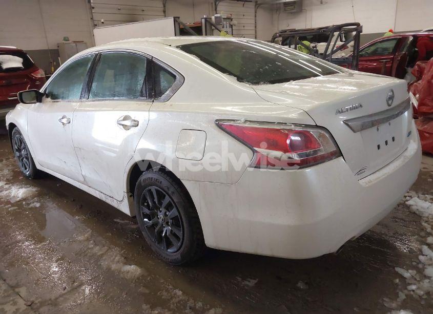 Photo 3 of 2014 Nissan Altima 2.5 S (VIN 1N4AL3AP1EC142846)