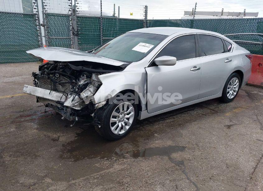 Photo 2 of 2014 Nissan Altima 2.5 S (VIN 1N4AL3AP1EC147383)
