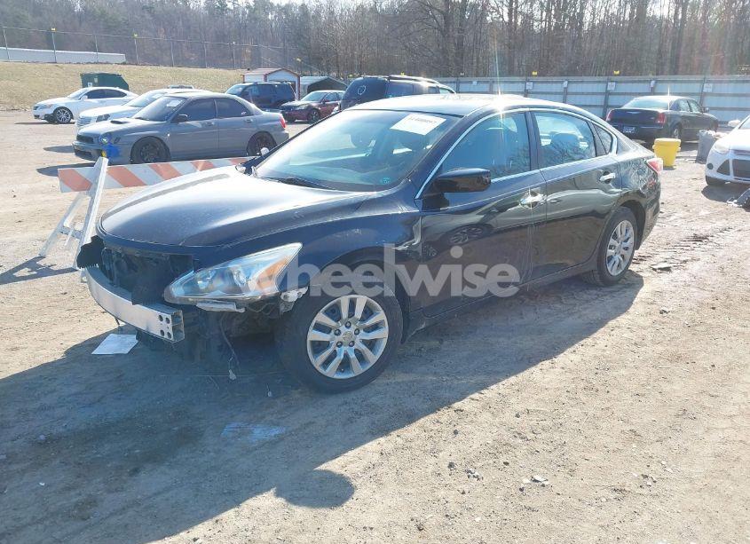 Photo 2 of 2014 Nissan Altima 2.5 S (VIN 1N4AL3AP1EC318052)