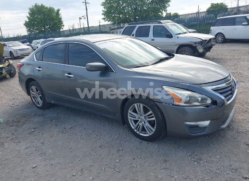 2014 Nissan Altima 2.5 SV (VIN 1N4AL3AP1EC401416) main photo