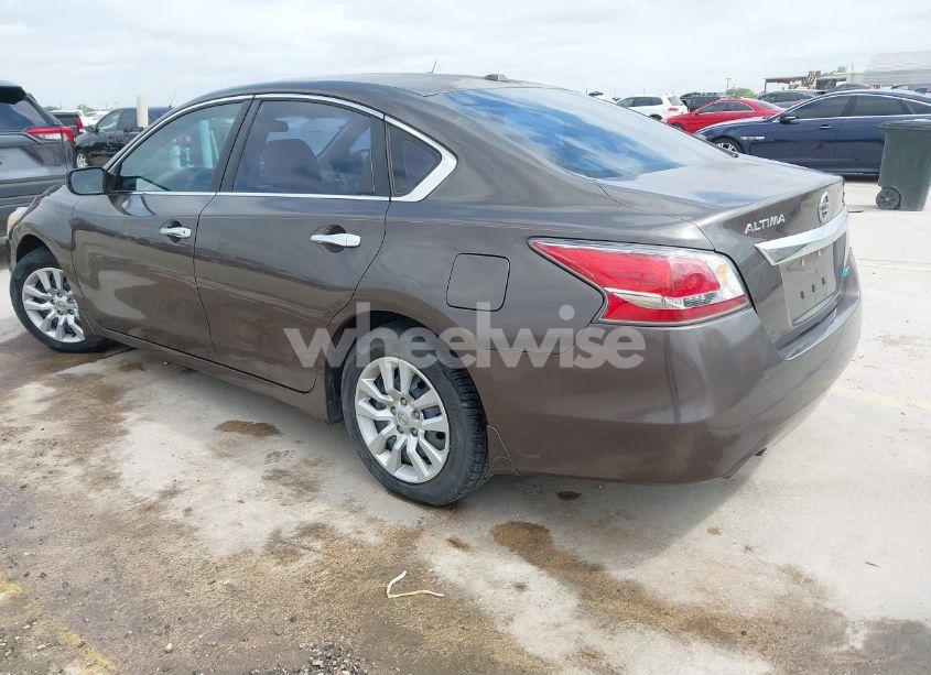 Photo 3 of 2014 Nissan Altima 2.5 S (VIN 1N4AL3AP1EC403313)