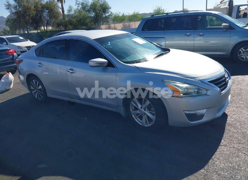 2014 Nissan Altima 2.5 SV (VIN 1N4AL3AP1EC412576) main photo