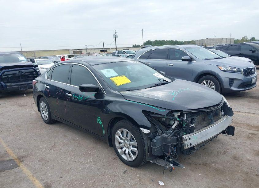 2014 Nissan Altima 2.5 S (VIN 1N4AL3AP1EN200166) main photo