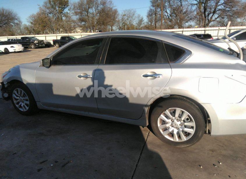 Photo 15 of 2014 Nissan Altima 2.5 S (VIN 1N4AL3AP1EN211216)