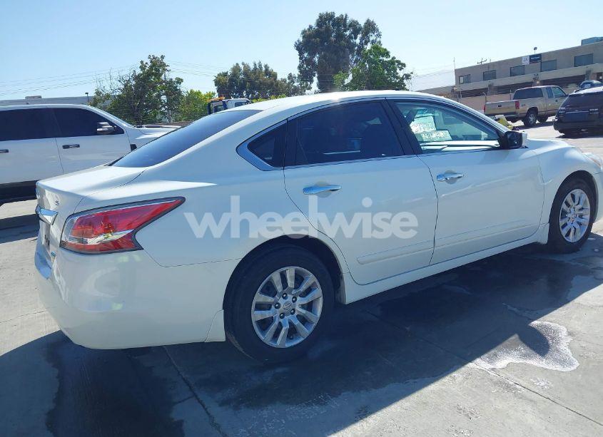 Photo 4 of 2014 Nissan Altima 2.5 S (VIN 1N4AL3AP1EN214598)