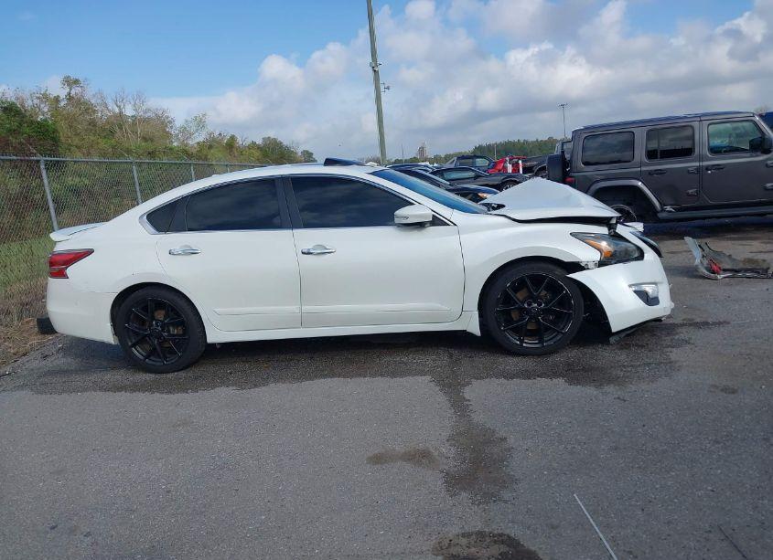 Photo 13 of 2014 Nissan Altima 2.5 SV (VIN 1N4AL3AP1EN228436)