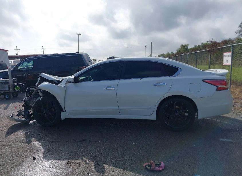 Photo 14 of 2014 Nissan Altima 2.5 SV (VIN 1N4AL3AP1EN228436)