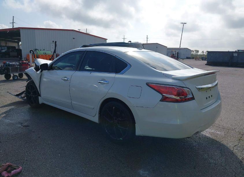 Photo 3 of 2014 Nissan Altima 2.5 SV (VIN 1N4AL3AP1EN228436)