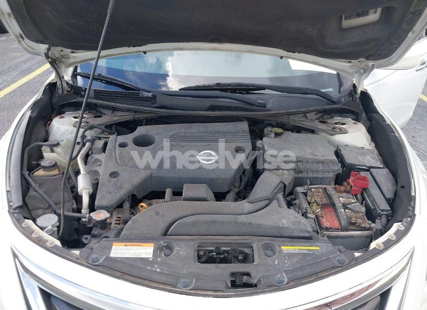 Photo 10 of 2014 Nissan Altima 2.5 S (VIN 1N4AL3AP1EN253966)