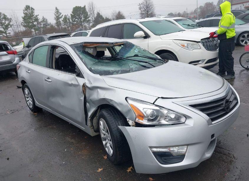 2014 Nissan Altima 2.5 S (VIN 1N4AL3AP1EN255989) main photo