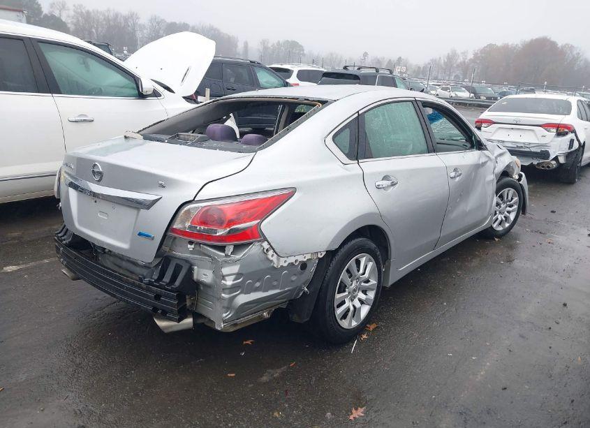 Photo 4 of 2014 Nissan Altima 2.5 S (VIN 1N4AL3AP1EN255989)