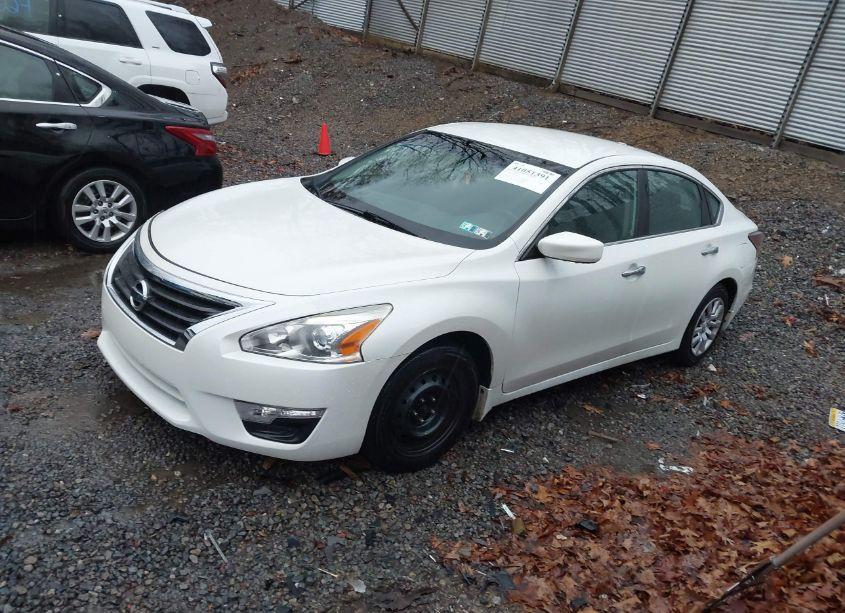 Photo 2 of 2014 Nissan Altima 2.5 S (VIN 1N4AL3AP1EN260139)