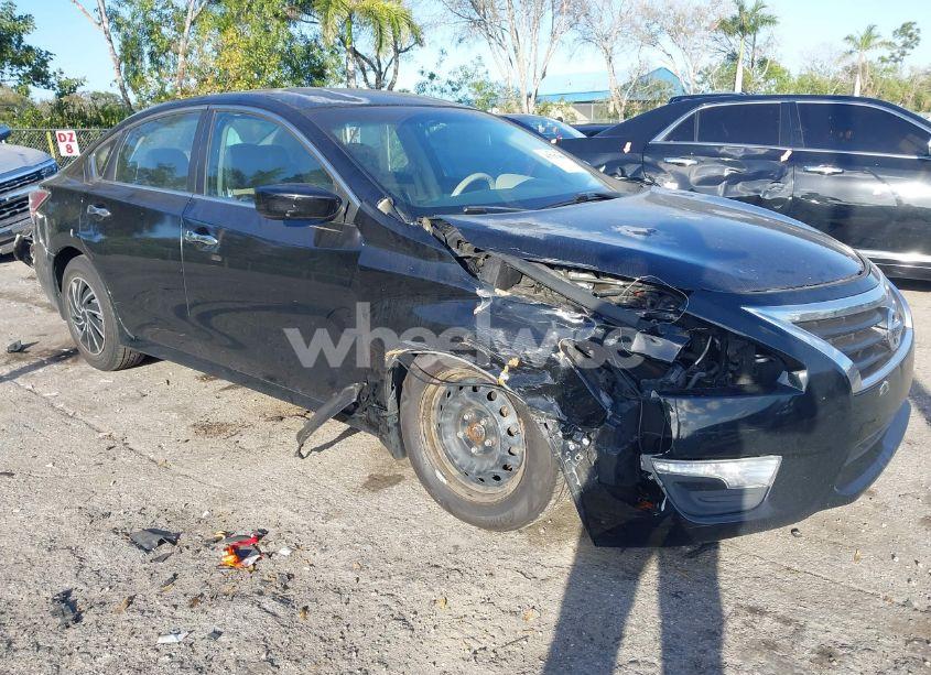 2014 Nissan Altima 2.5 S (VIN 1N4AL3AP1EN339343) main photo