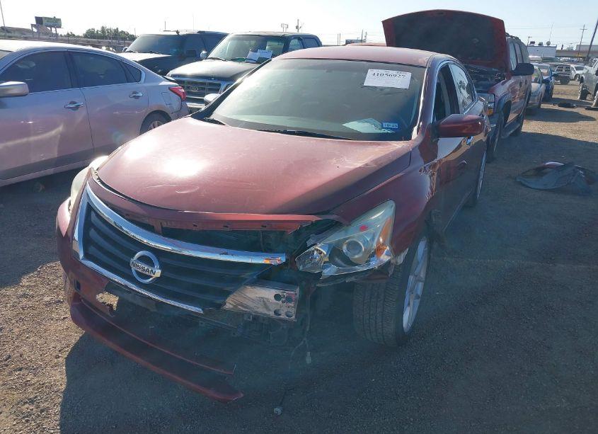 Photo 2 of 2014 Nissan Altima 2.5 S (VIN 1N4AL3AP1EN387618)