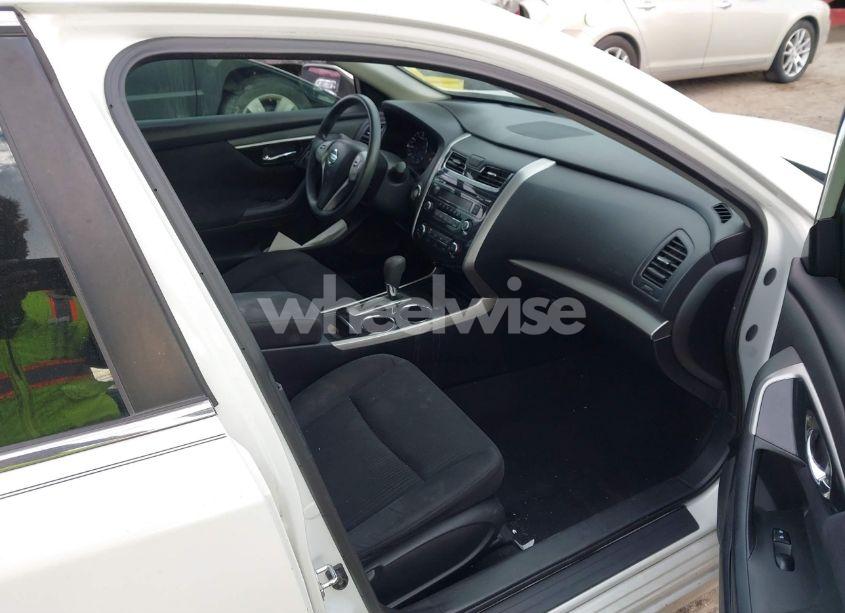 Photo 5 of 2014 Nissan Altima 2.5 S (VIN 1N4AL3AP1EN389627)