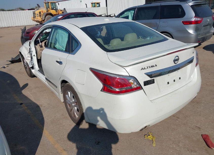 Photo 3 of 2015 Nissan Altima 2.5 S (VIN 1N4AL3AP1FC101697)
