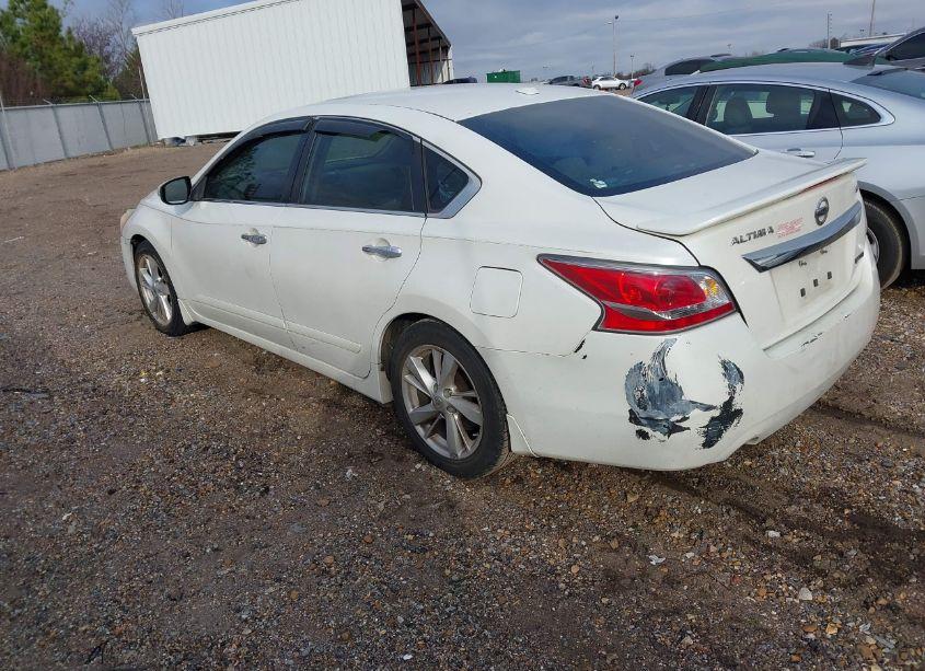 Photo 3 of 2015 Nissan Altima 2.5 SV (VIN 1N4AL3AP1FC106866)