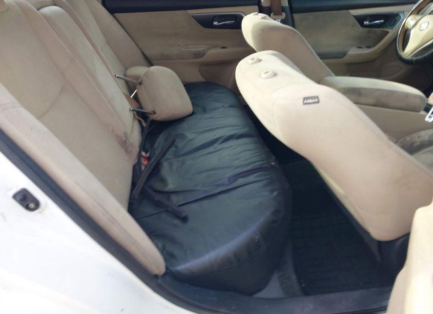 Photo 8 of 2015 Nissan Altima 2.5 SV (VIN 1N4AL3AP1FC106866)