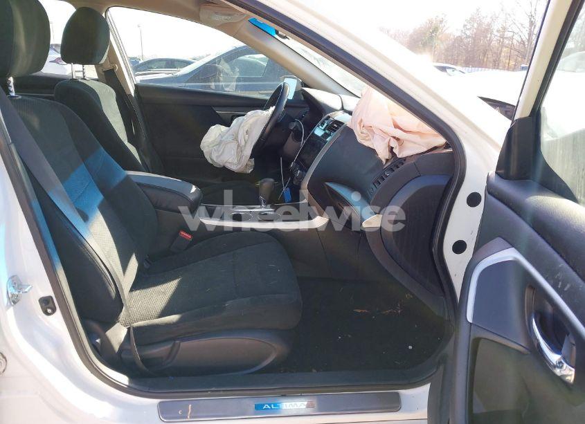 Photo 5 of 2015 Nissan Altima 2.5 SV (VIN 1N4AL3AP1FC109816)