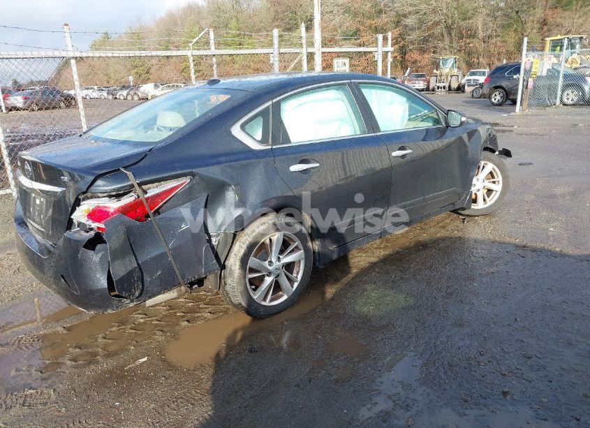 Photo 4 of 2015 Nissan Altima 2.5 SL (VIN 1N4AL3AP1FC110352)