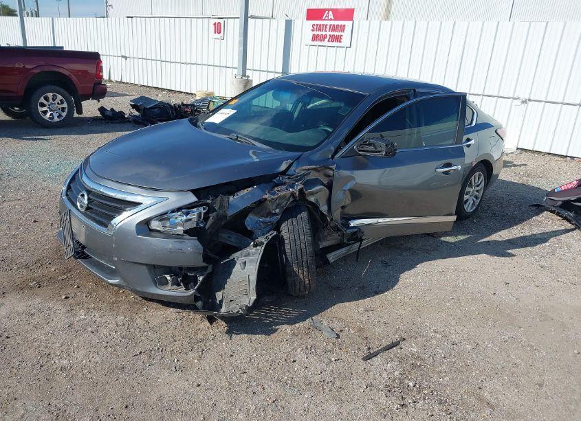 Photo 2 of 2015 Nissan Altima 2.5 S (VIN 1N4AL3AP1FC121481)