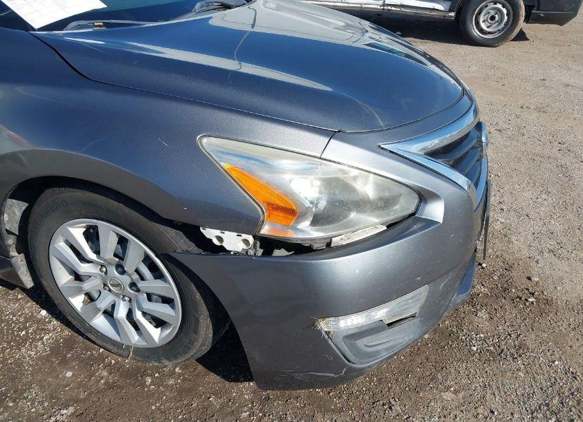 Photo 21 of 2015 Nissan Altima 2.5 S (VIN 1N4AL3AP1FC121481)