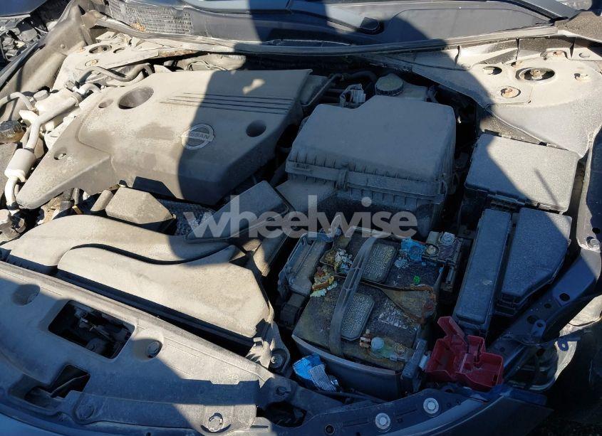 Photo 10 of 2015 Nissan Altima 2.5 SV (VIN 1N4AL3AP1FC125465)