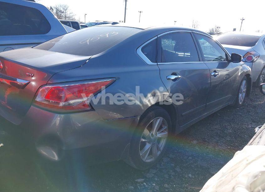 Photo 4 of 2015 Nissan Altima 2.5 SV (VIN 1N4AL3AP1FC125465)