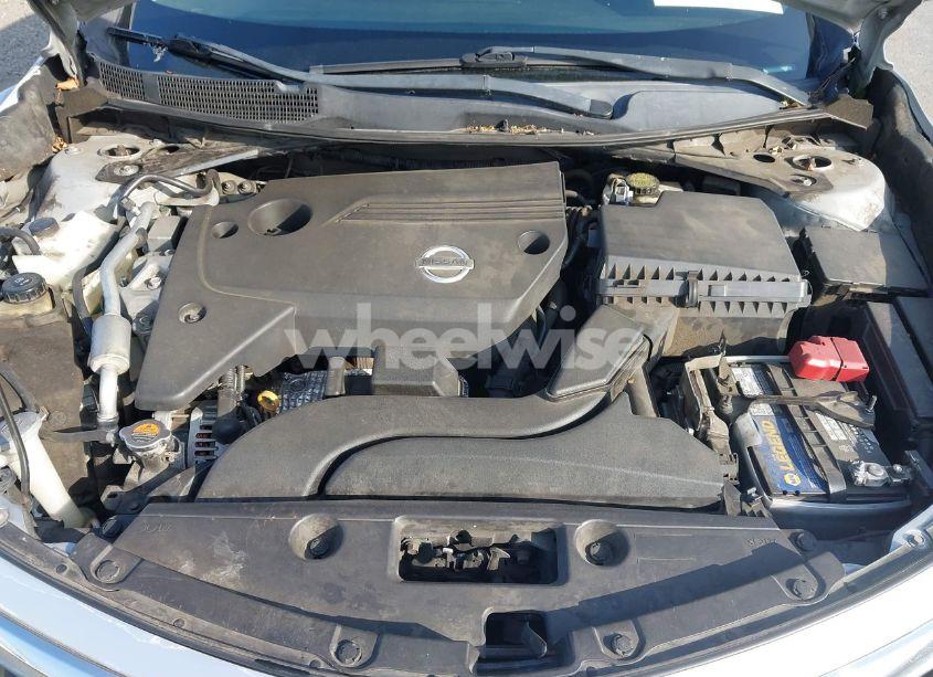 Photo 10 of 2015 Nissan Altima 2.5/2.5 S/2.5 SL/2.5 SV (VIN 1N4AL3AP1FC127345)