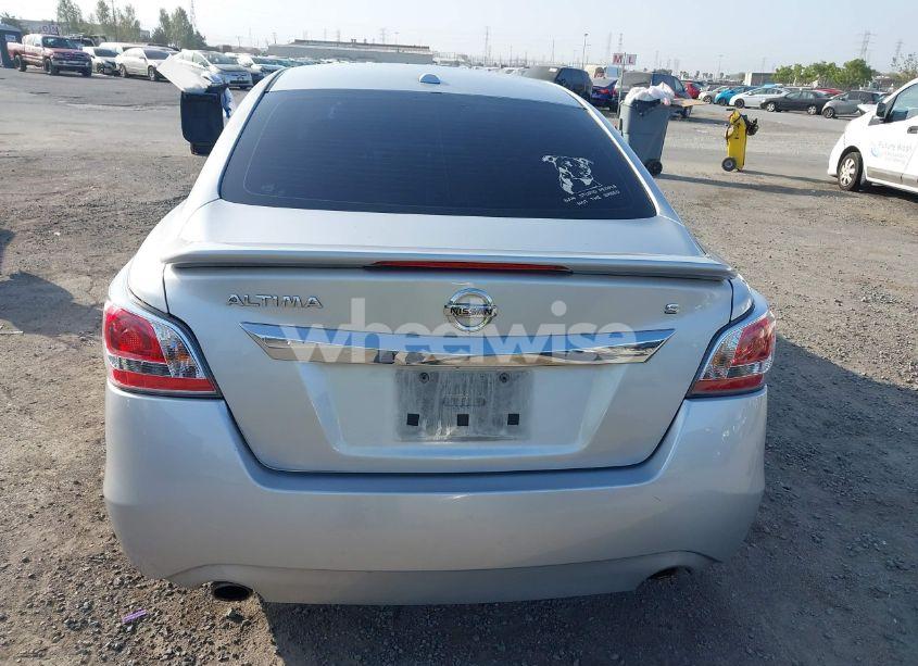 Photo 16 of 2015 Nissan Altima 2.5/2.5 S/2.5 SL/2.5 SV (VIN 1N4AL3AP1FC127345)