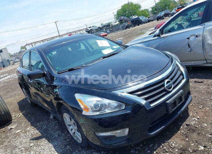 2015 Nissan Altima 2.5 S (VIN 1N4AL3AP1FC129936) main photo