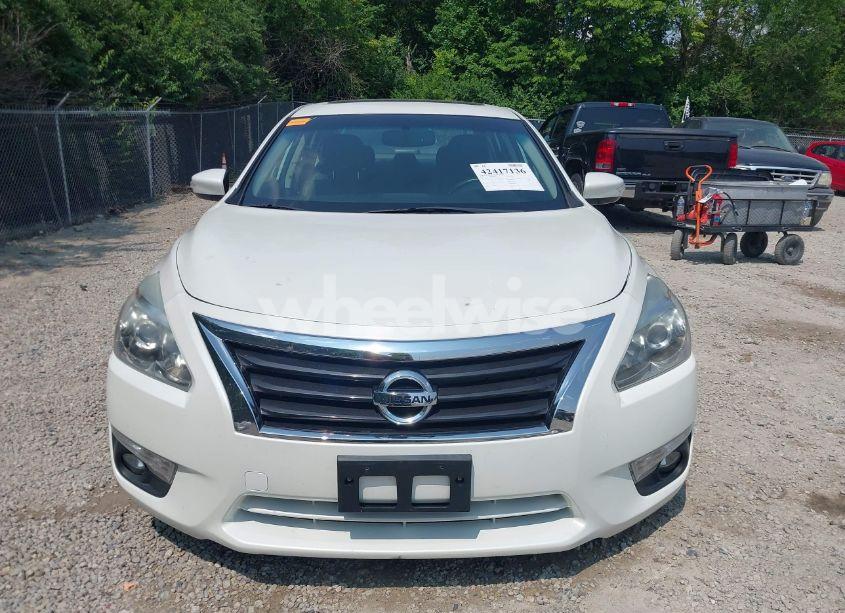 Photo 13 of 2015 Nissan Altima 2.5 SL (VIN 1N4AL3AP1FC162581)
