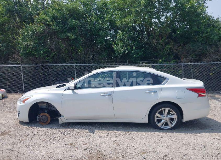 Photo 15 of 2015 Nissan Altima 2.5 SL (VIN 1N4AL3AP1FC162581)