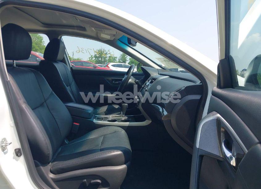 Photo 5 of 2015 Nissan Altima 2.5 SL (VIN 1N4AL3AP1FC162581)