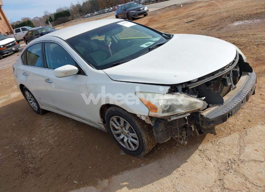 2015 Nissan Altima 2.5/2.5 S/2.5 SL/2.5 SV (VIN 1N4AL3AP1FC164170) main photo