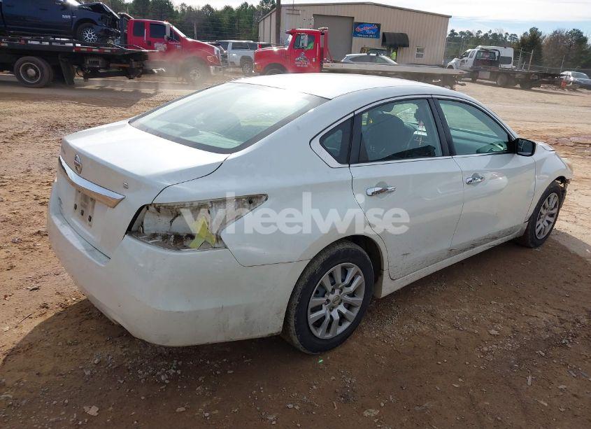 Photo 4 of 2015 Nissan Altima 2.5/2.5 S/2.5 SL/2.5 SV (VIN 1N4AL3AP1FC164170)